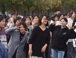 福州大学陈昕备受关注！学术风采与校园活动全解析