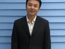 大学生求学遇名利问题，如何看待处理成深思课题？