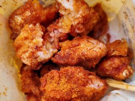 探寻大学城鸡排独特魅力：多样风味与现做新鲜的完美结合